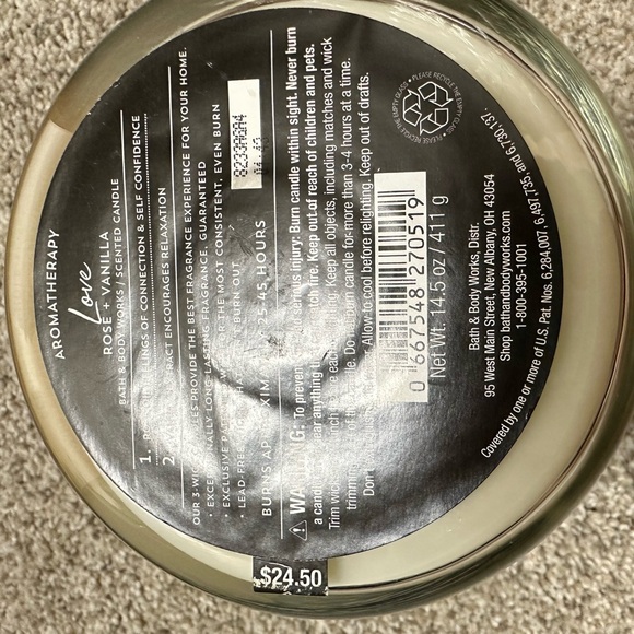 Bath and Body Works Rose Vanilla Aromatherapy Candle - Picture 2 of 3